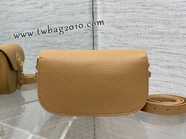 Dior专柜新款迪奥高仿原单原厂皮中号Bobby East-West秋冬系列肩背包 djfk1411